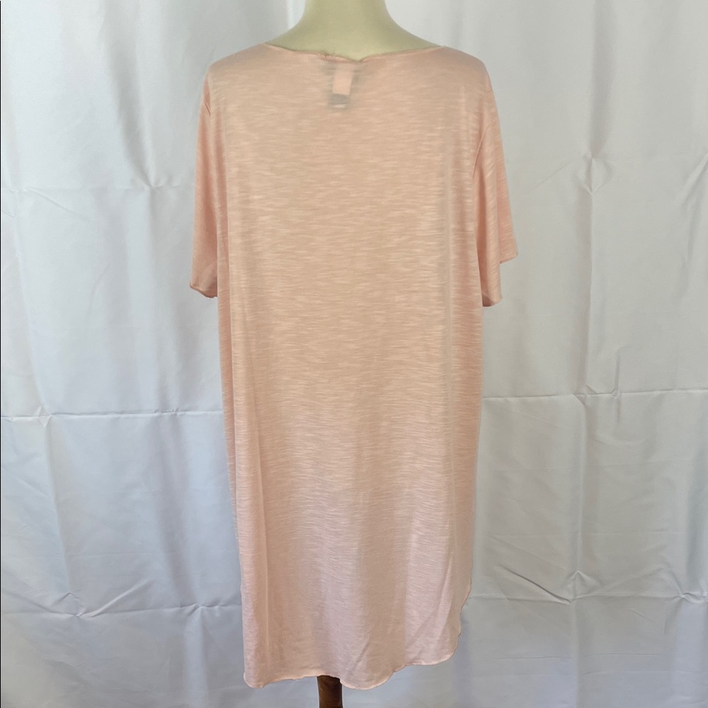 Torrid Blush Pink Graphic "Wake Me When It's Friday" Top - Size 2X - Picture 7 of 12